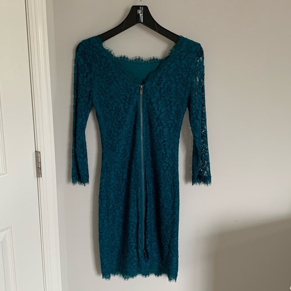 ⭐️ Diane Von Furstenberg Dress ⭐️ - Picture 4 of 8